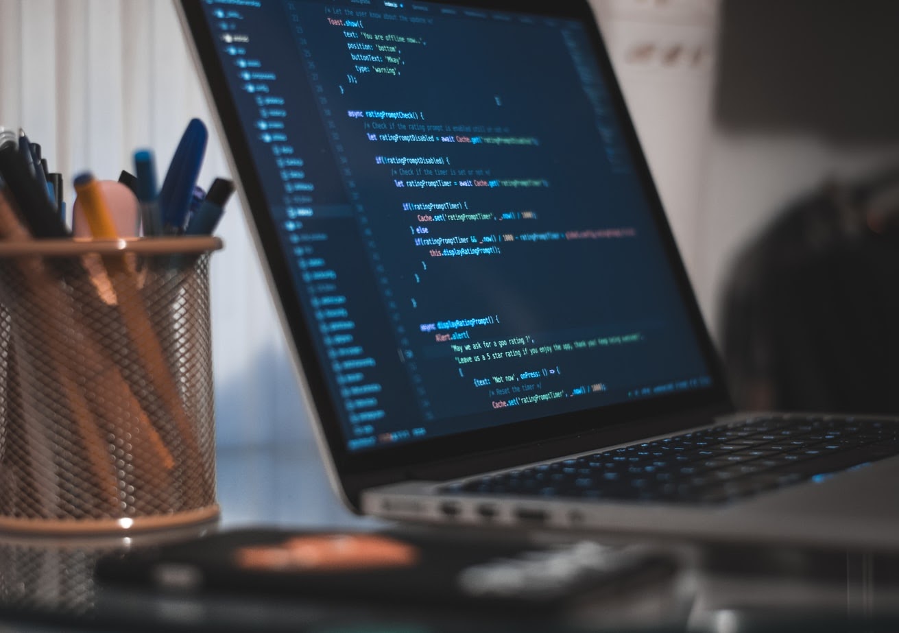 types of outsourcing: nearshore, onshore, offshore